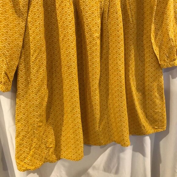 Old Navy Mustard Yellow and White Patterned Tunic Top Size Small - Picture 8 of 11